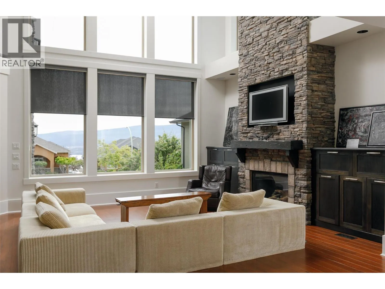 3192 Vineyard View Drive