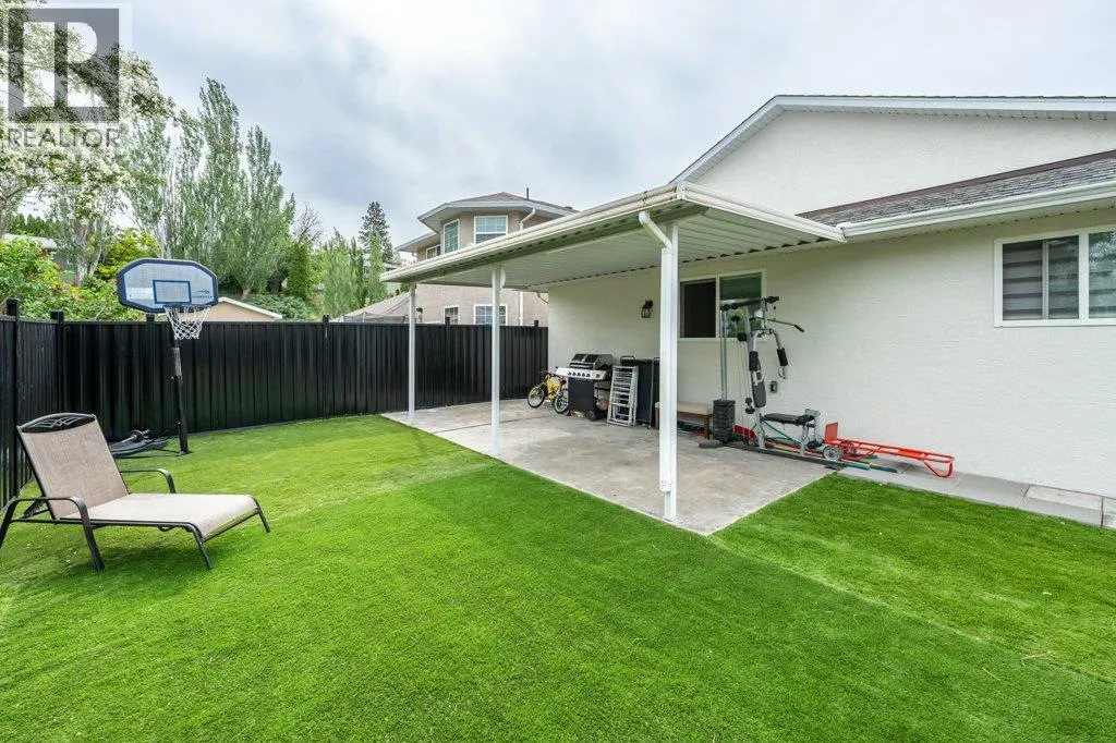 260 WILLOWS Place