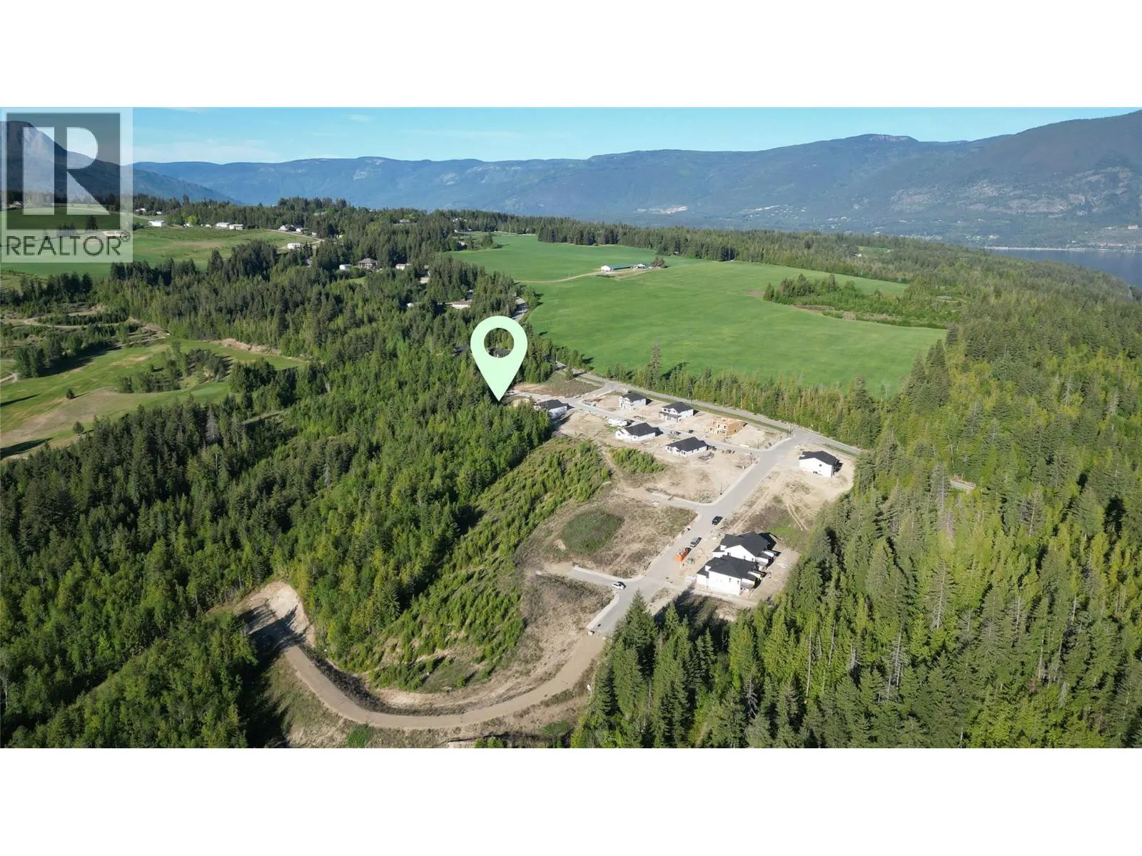 6740 42 Street NE