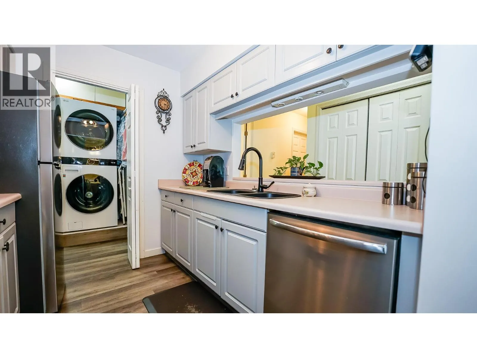 650 Third Street SW Unit# 408