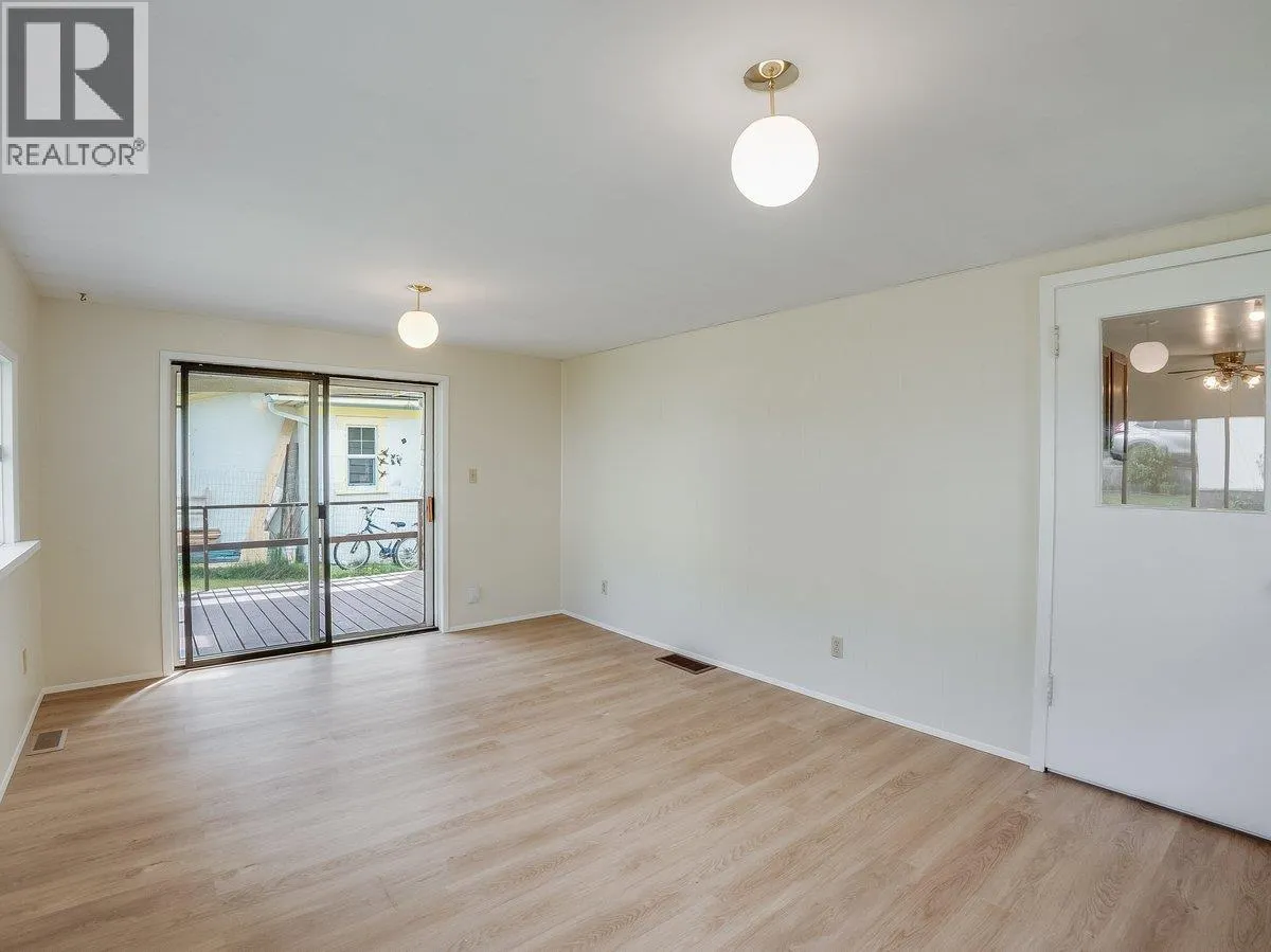 720 Third Street