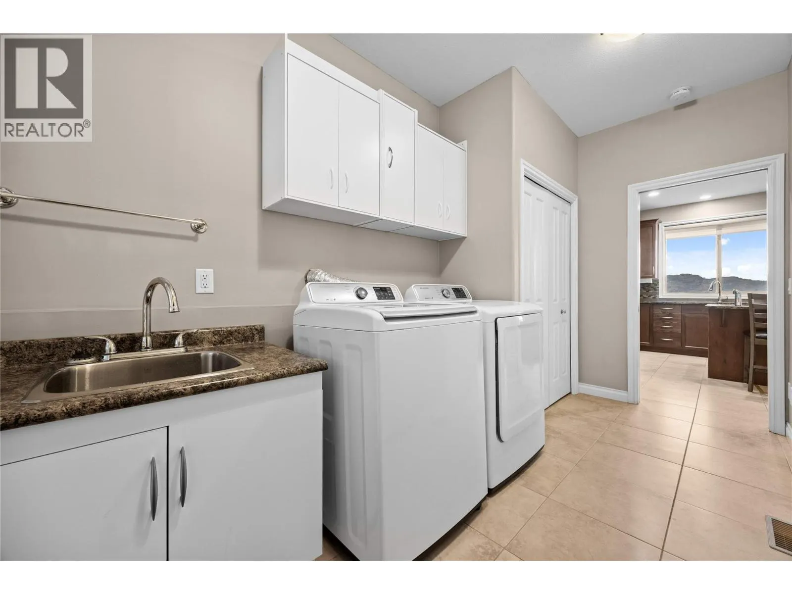 5165 Trepanier Bench Road Unit# 250