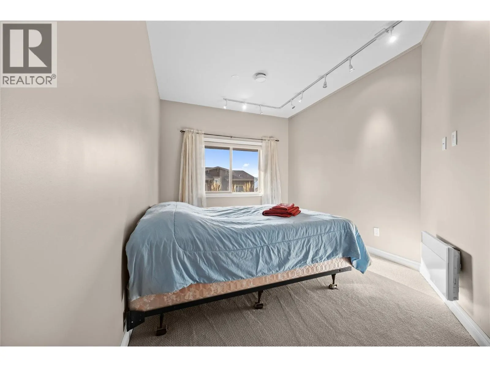 5165 Trepanier Bench Road Unit# 250