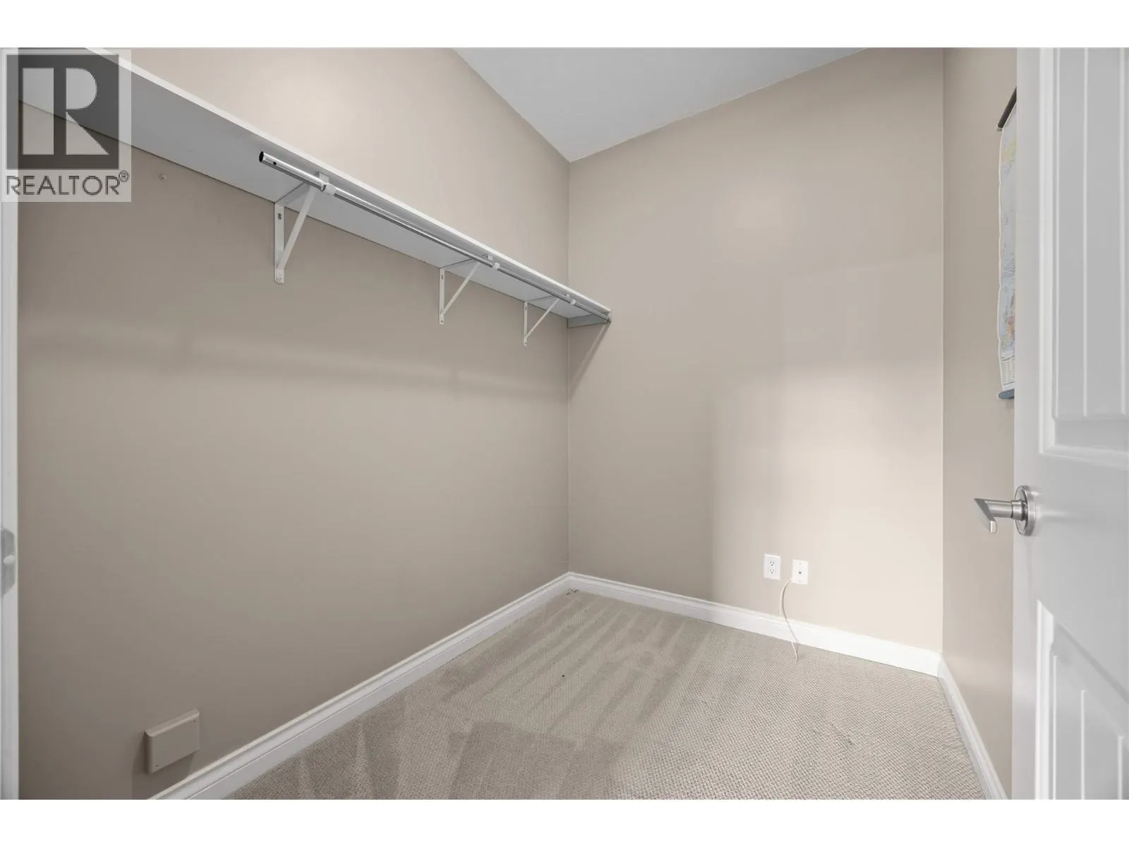 5165 Trepanier Bench Road Unit# 250
