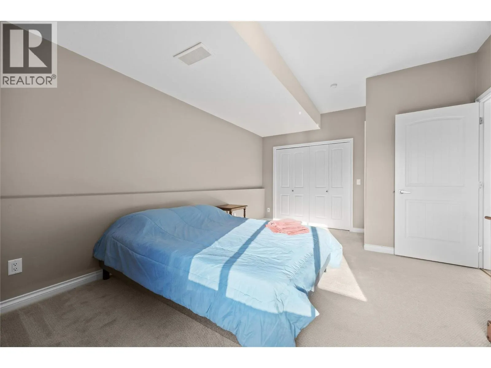 5165 Trepanier Bench Road Unit# 250