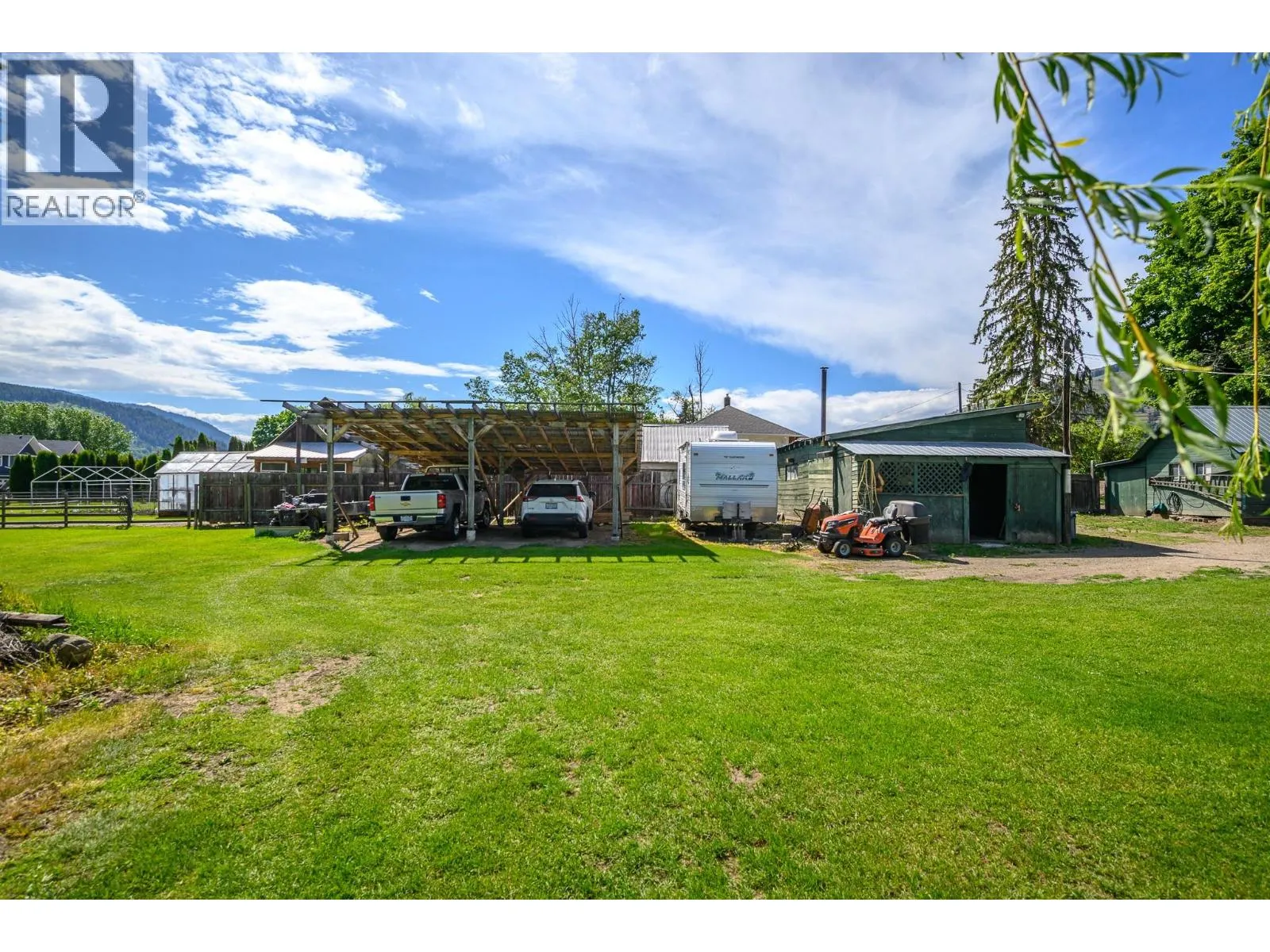 6934 Highway 6