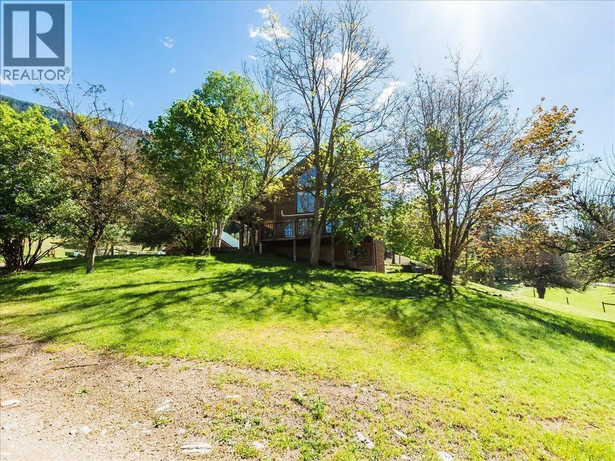 2960 UPPER SLOCAN PARK Road
