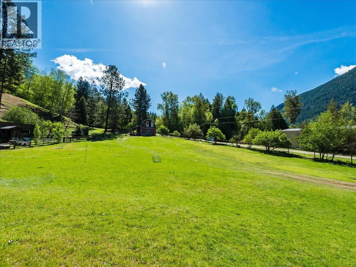 2960 UPPER SLOCAN PARK Road