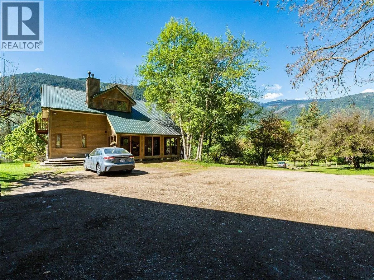 2960 UPPER SLOCAN PARK Road