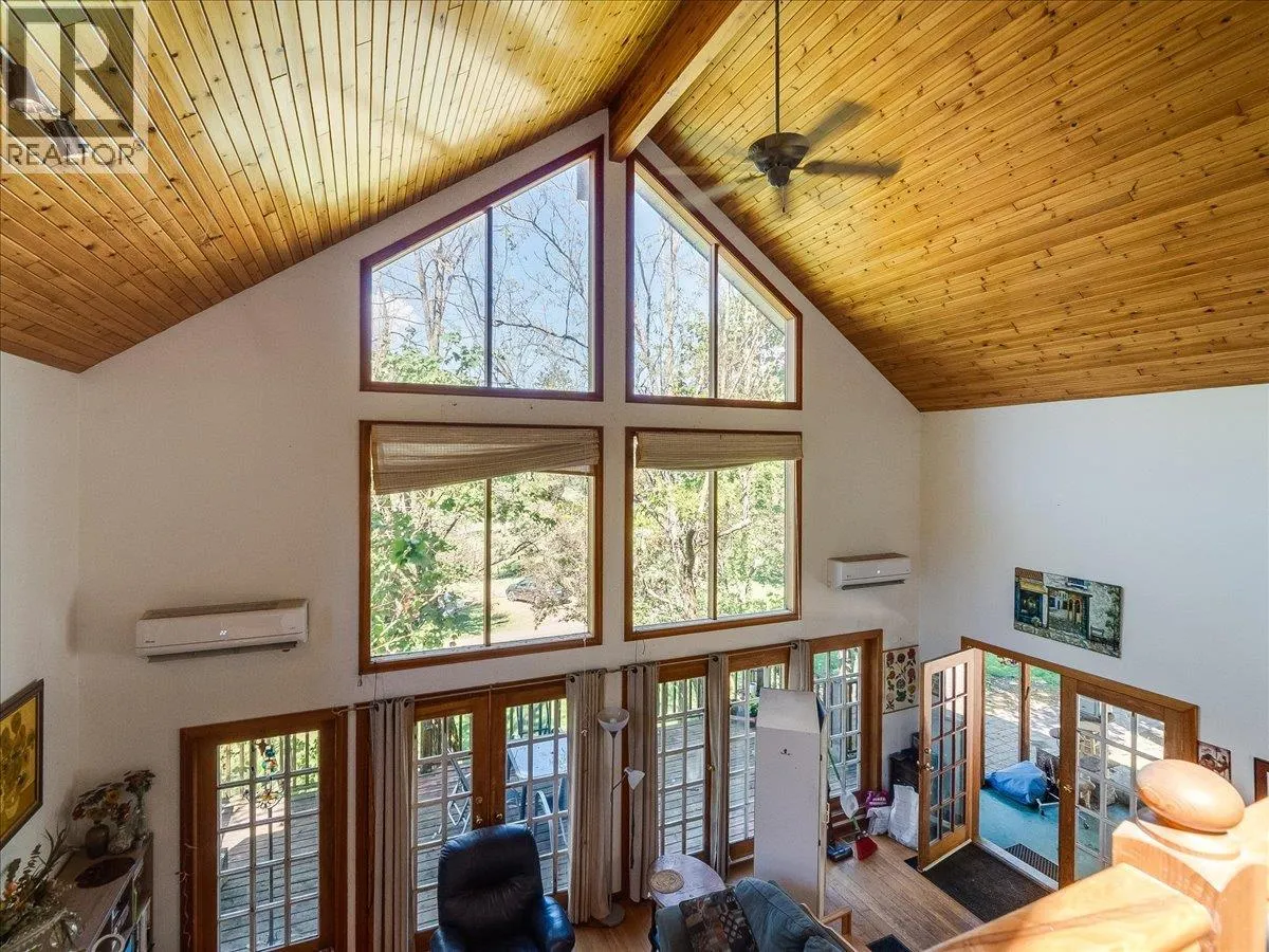 2960 UPPER SLOCAN PARK Road