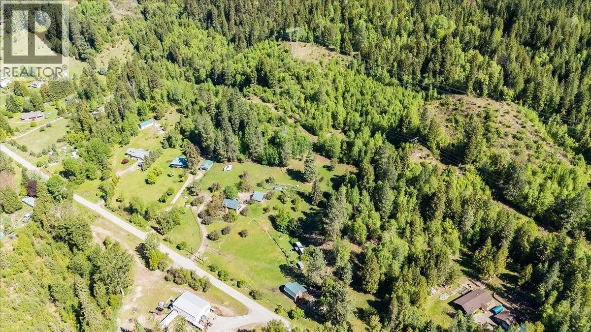 2960 UPPER SLOCAN PARK Road
