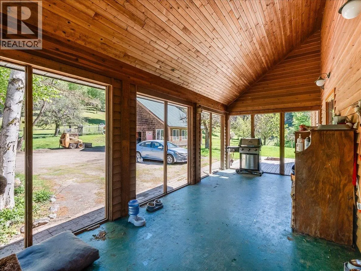 2960 UPPER SLOCAN PARK Road