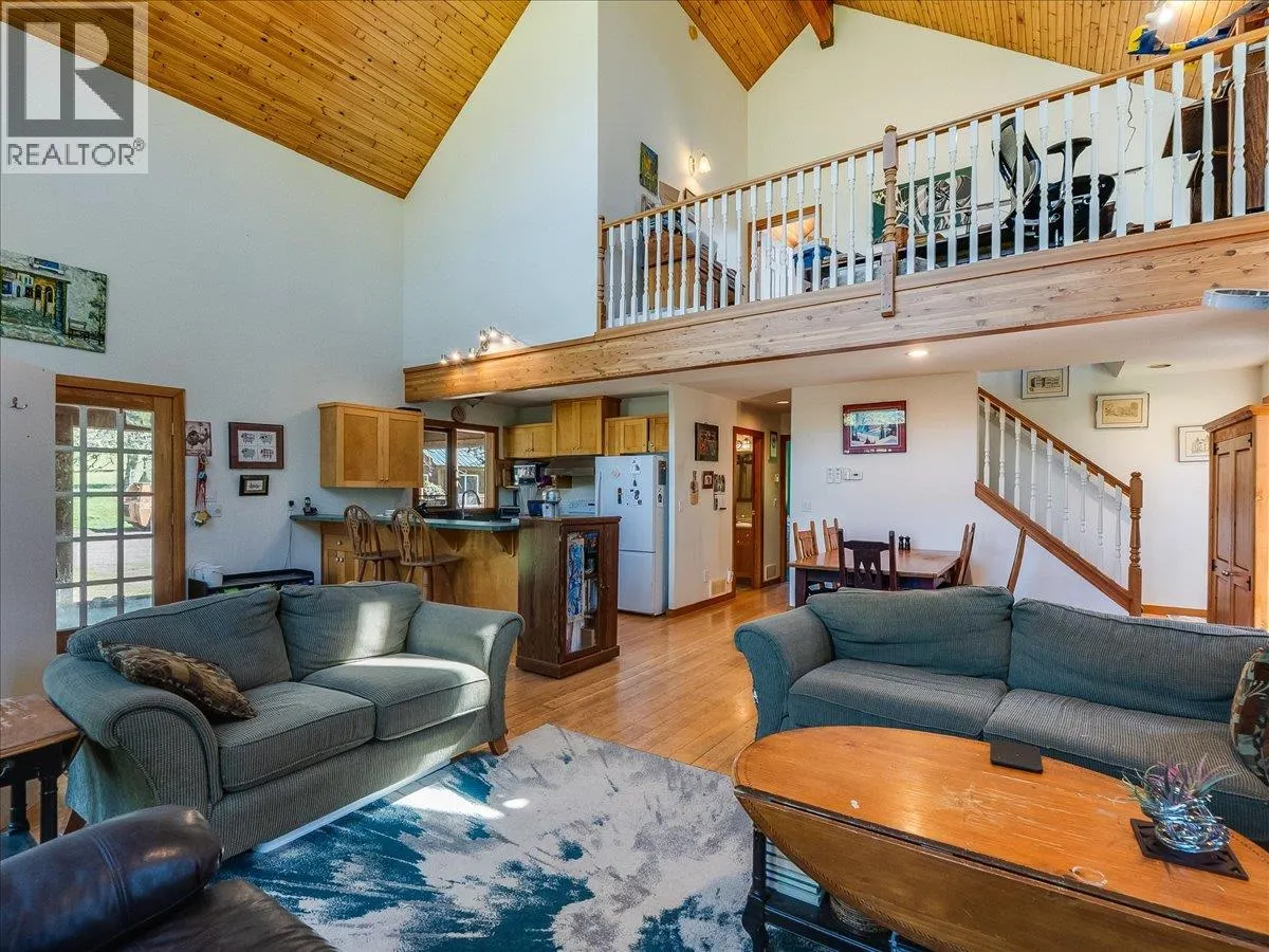 2960 UPPER SLOCAN PARK Road