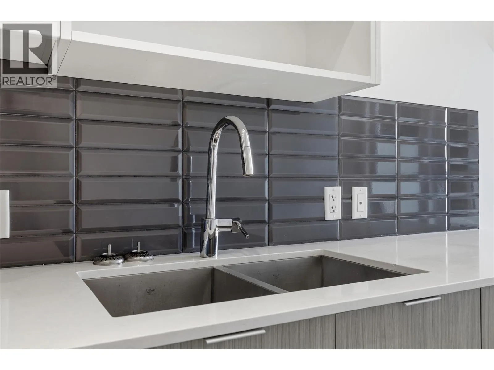1775 Chapman Place Unit# 101