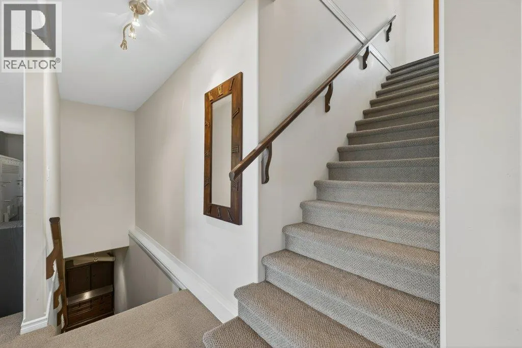1581 20 Street NE Unit# 2