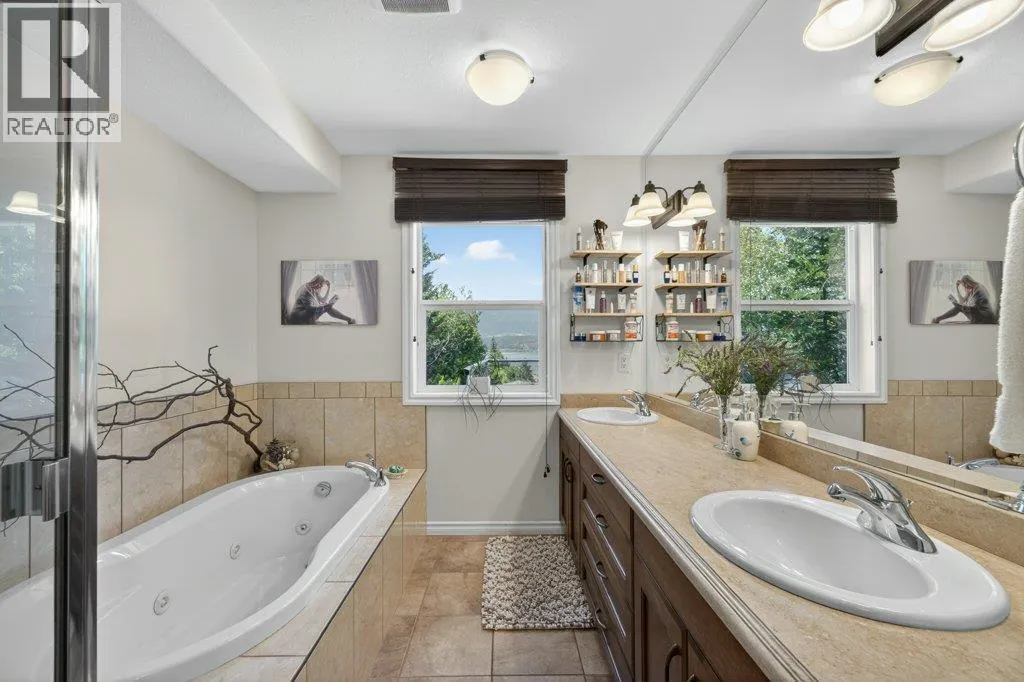 1581 20 Street NE Unit# 2