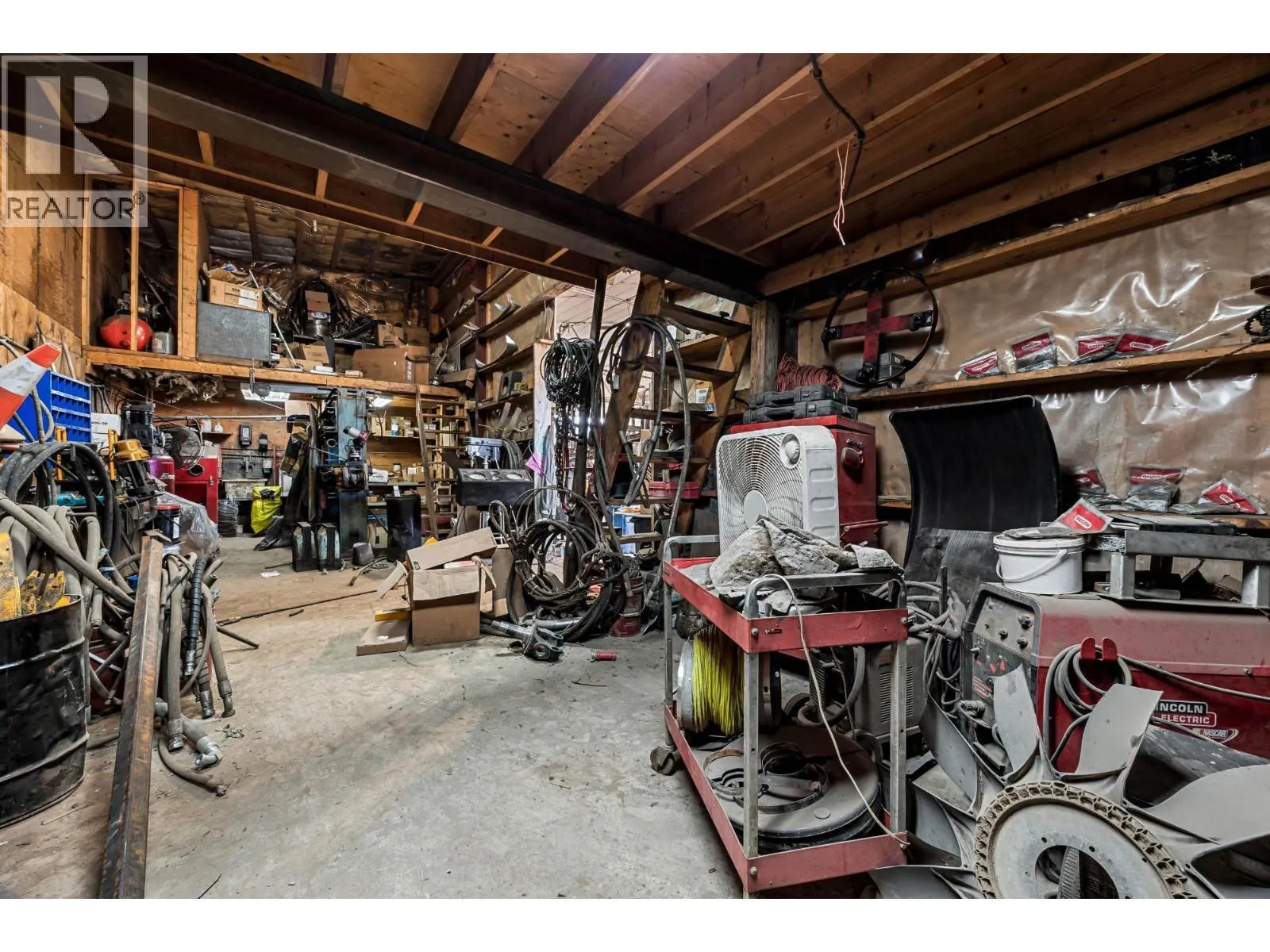 2923 SHUSWAP Road