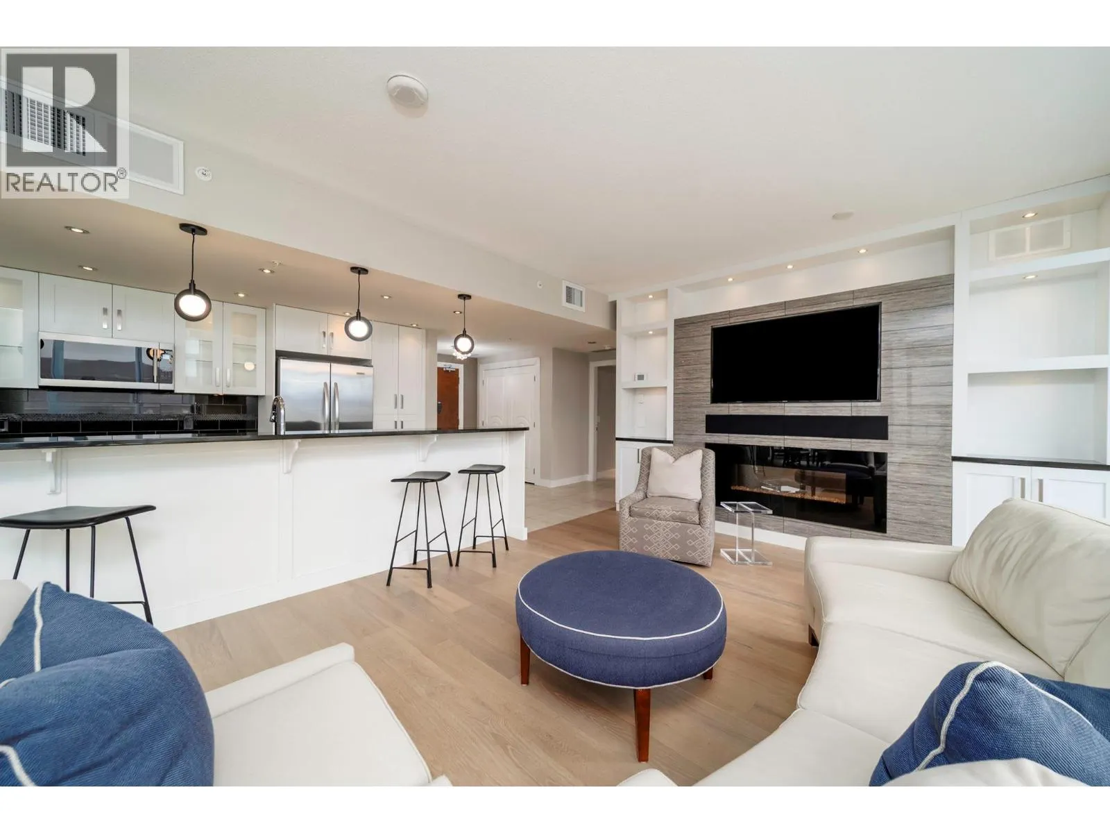 1075 Sunset Drive Unit# 2603