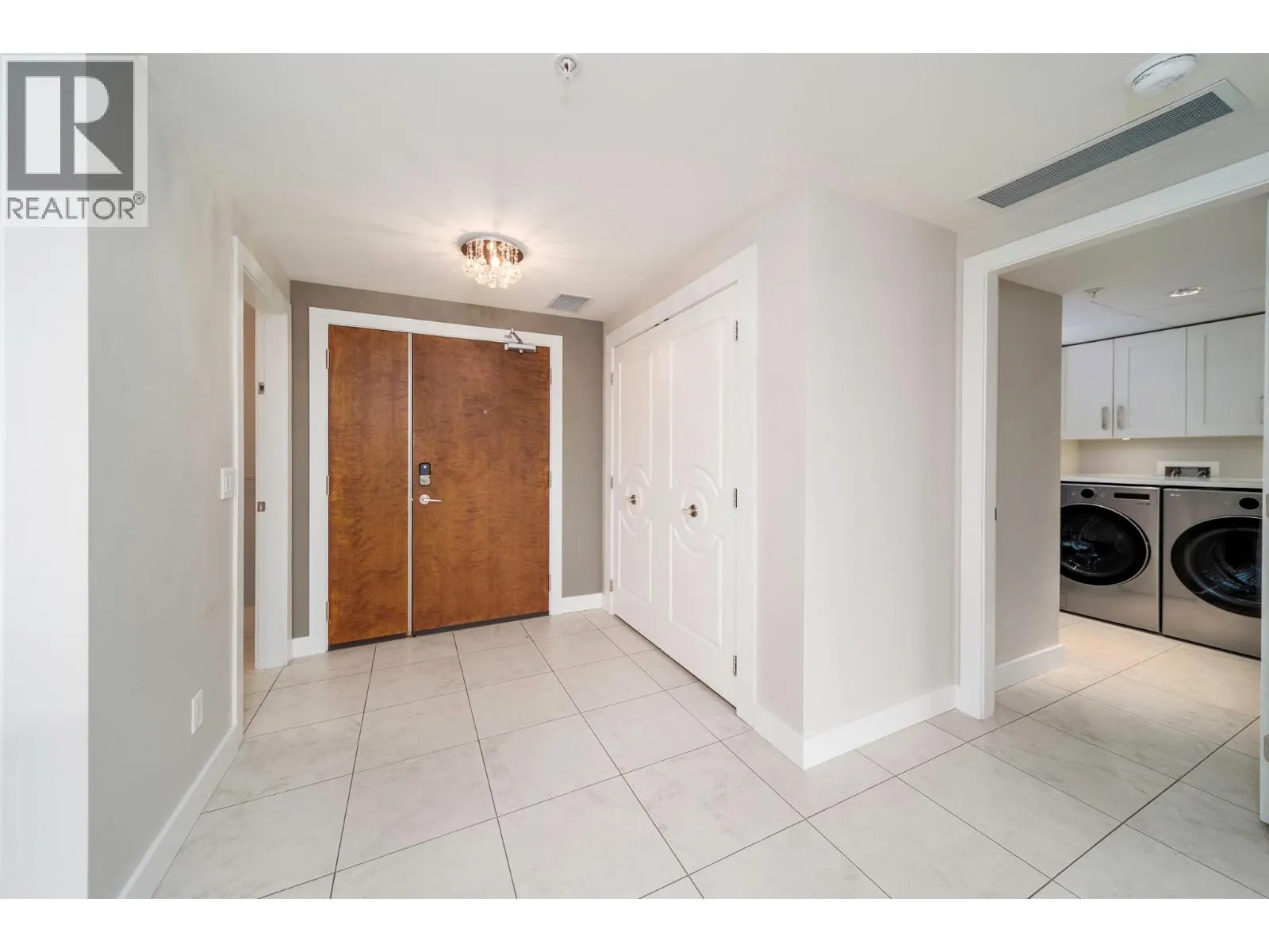 1075 Sunset Drive Unit# 2603