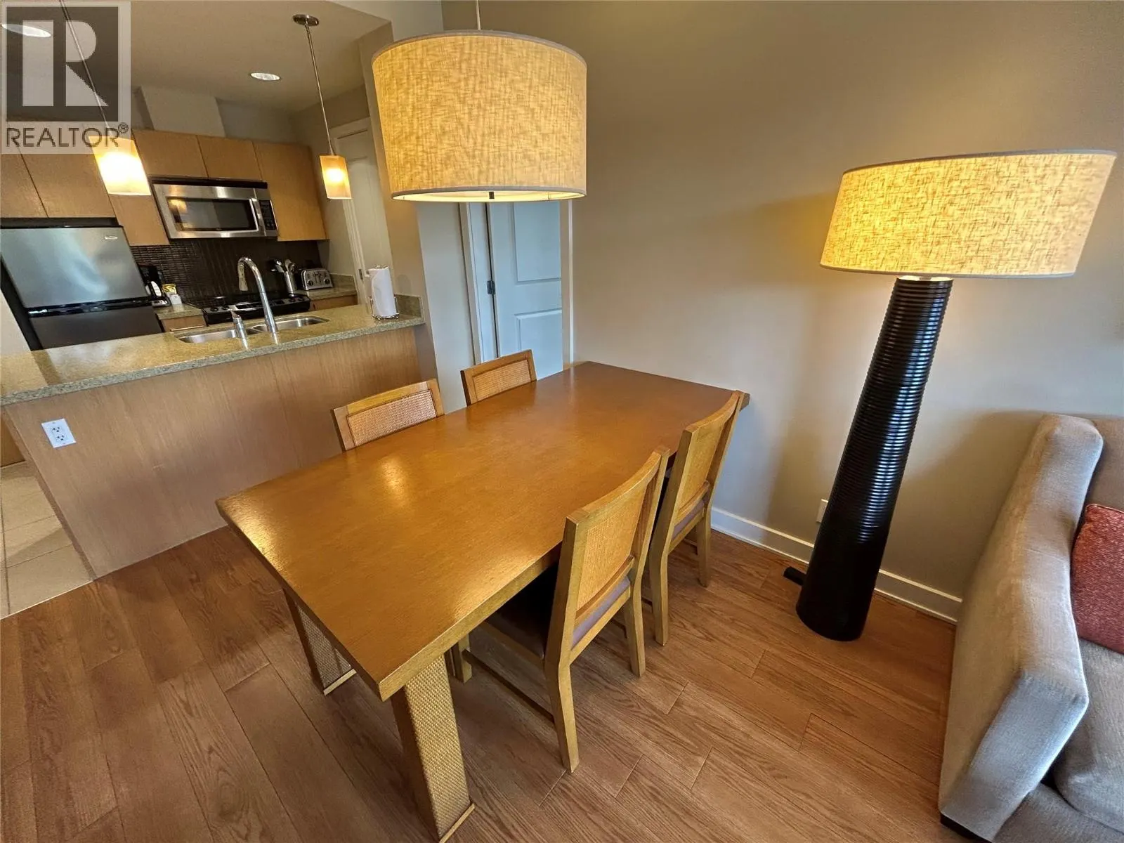 15 Park Place Unit# 434