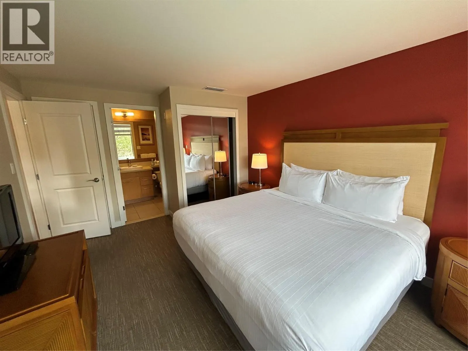 15 Park Place Unit# 434