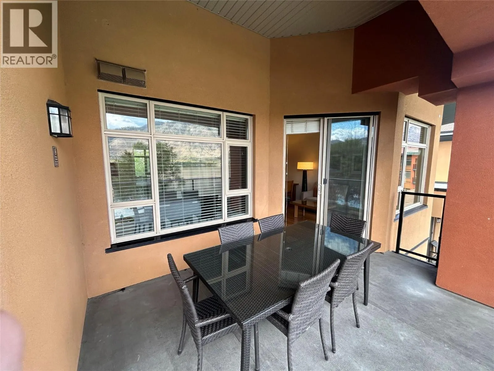 15 Park Place Unit# 434