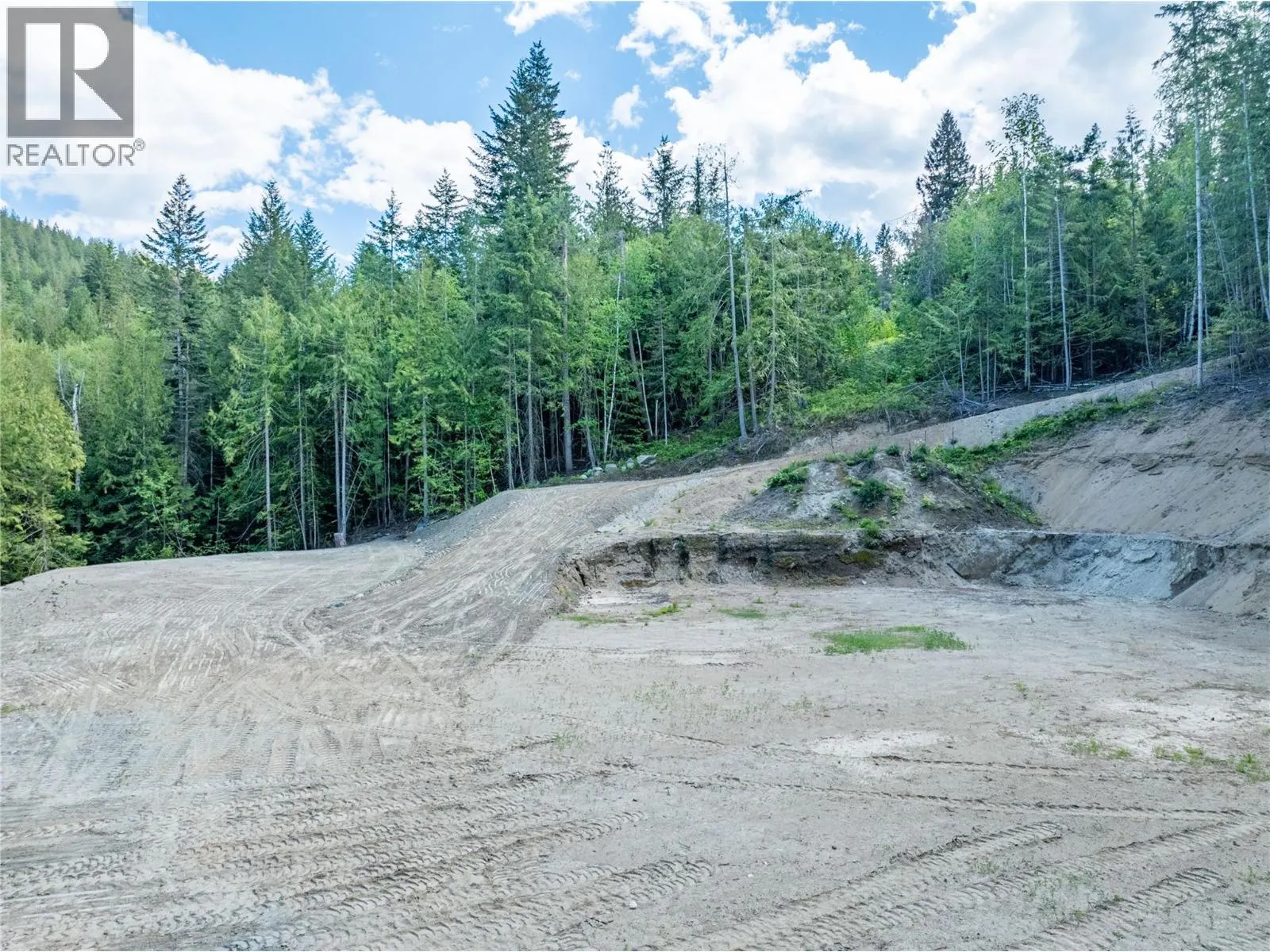 2744 Lake Mount Place