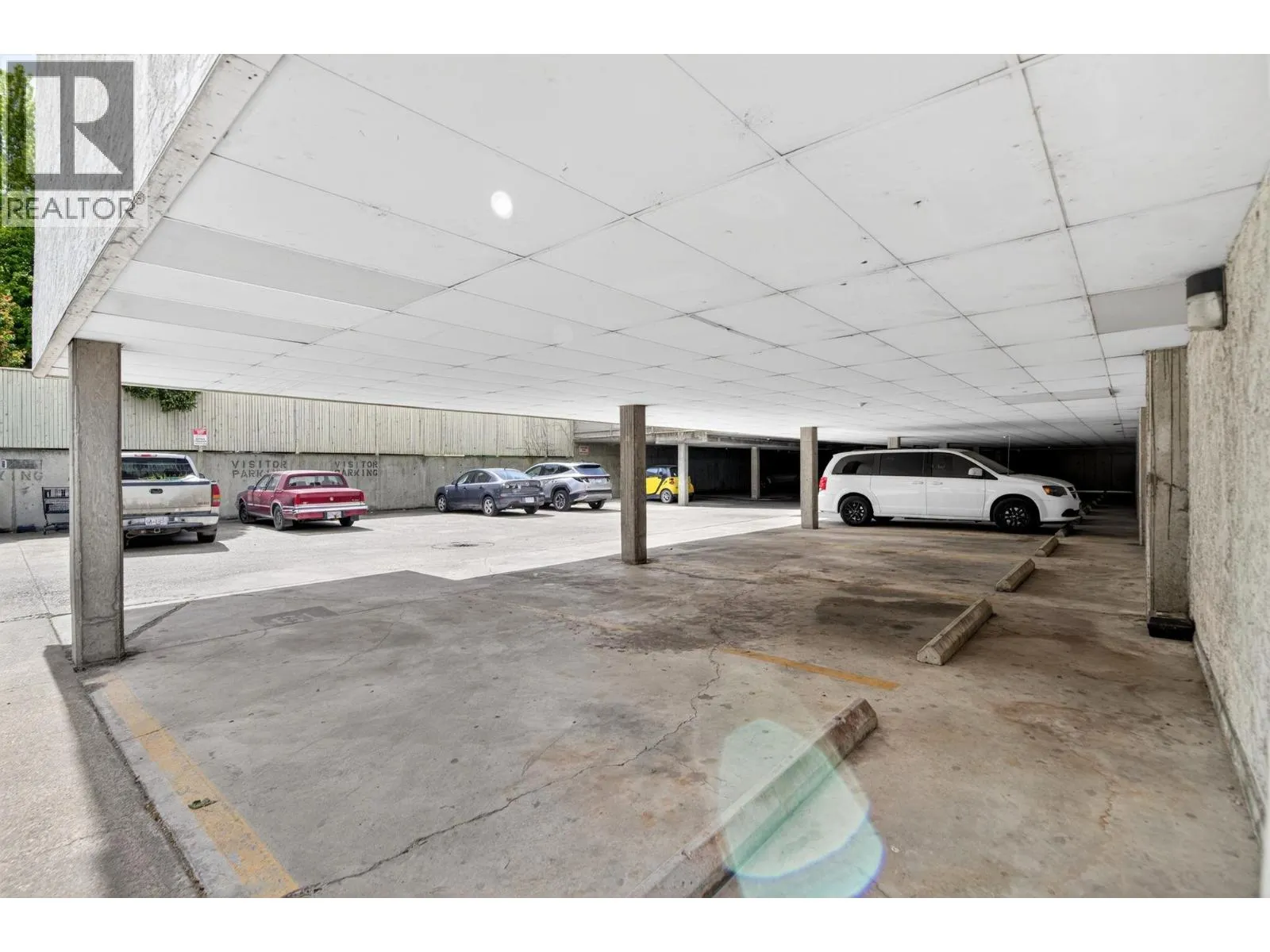 625 Rowcliffe Avenue Unit# 108