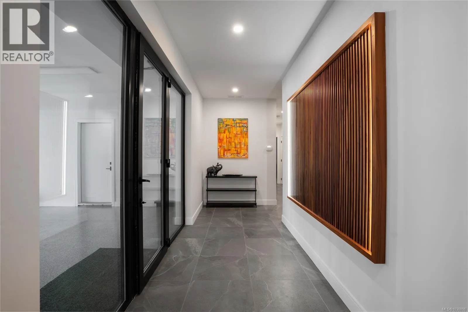 374 Sunset Ave