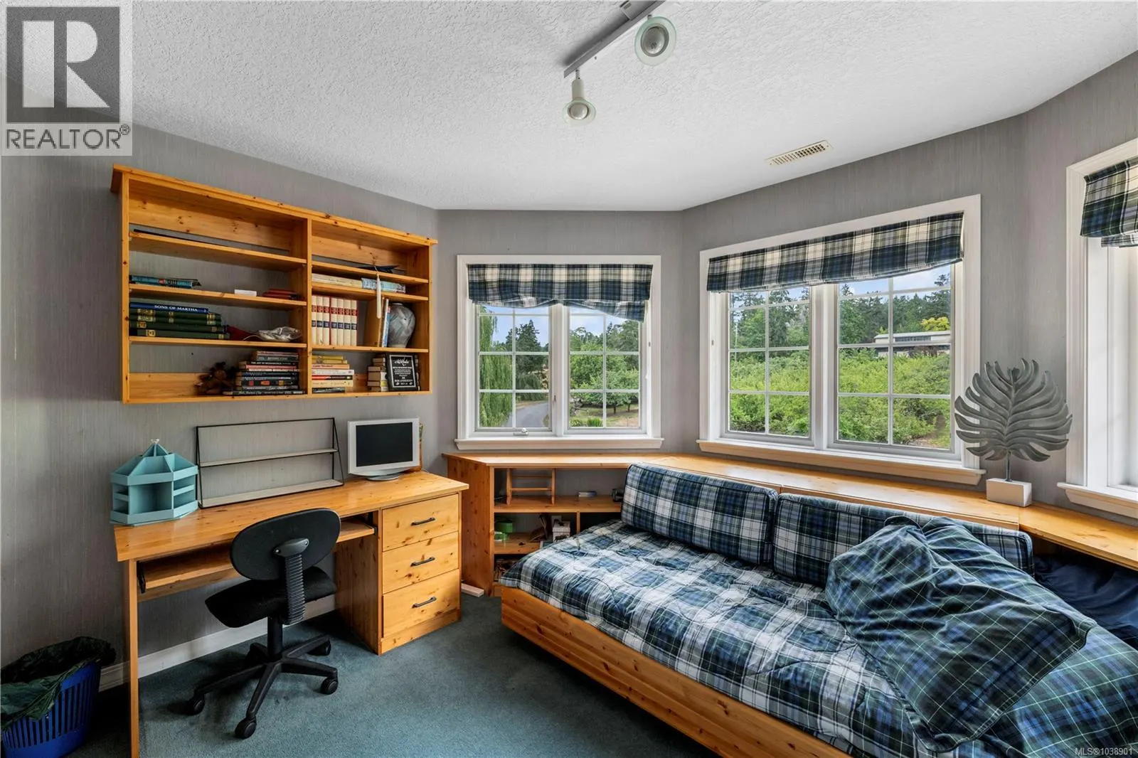 1662 Stamps Rd