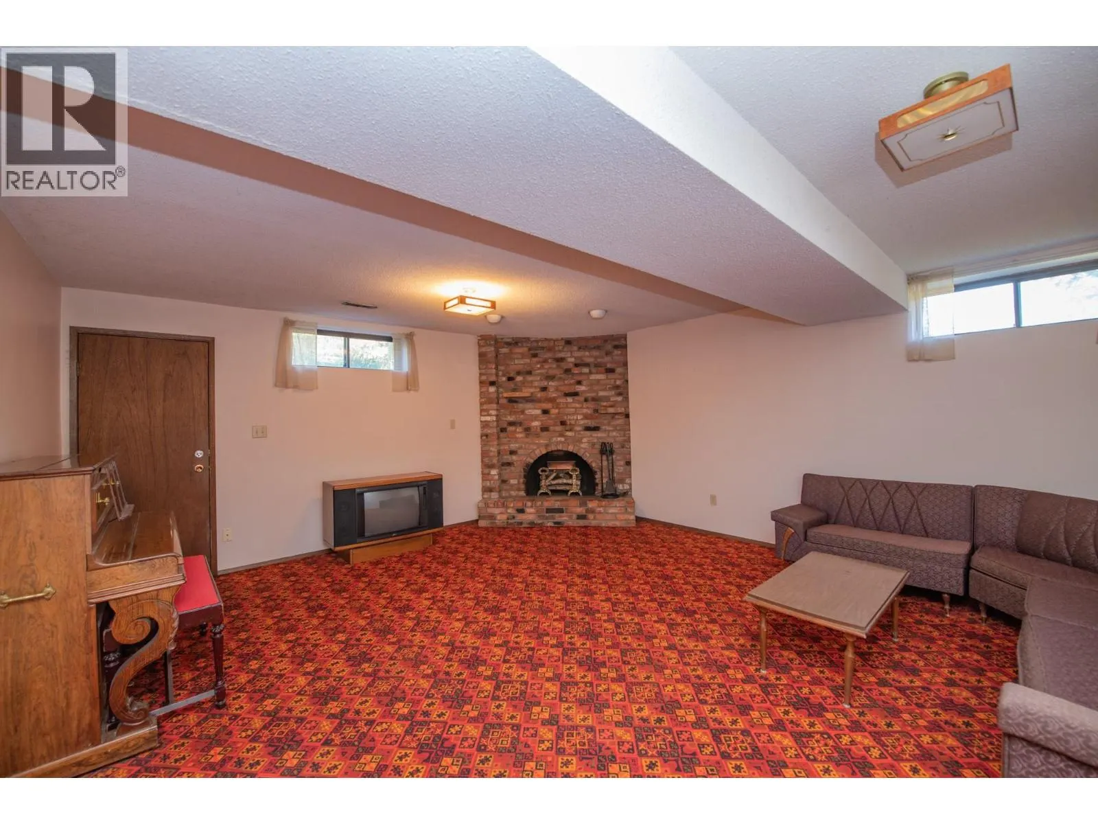 2471 6 Highway