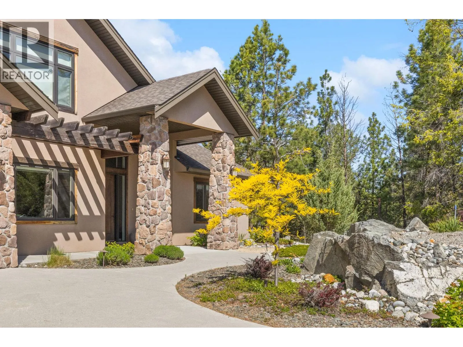 136 Falcon Place