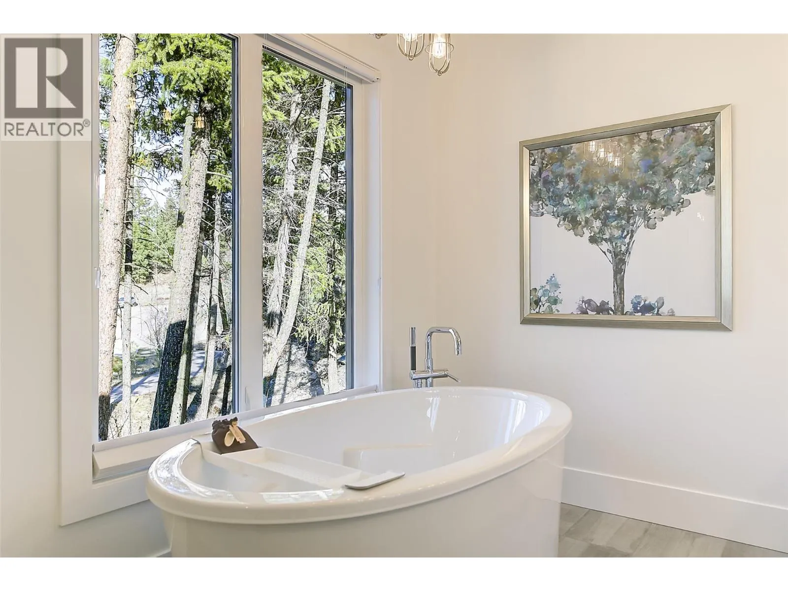 683 HAVENCREST Court