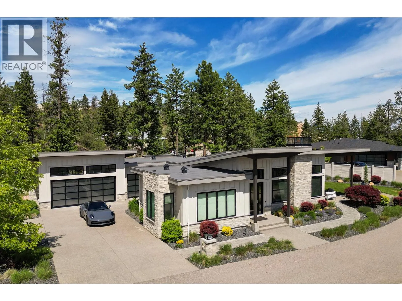 683 HAVENCREST Court