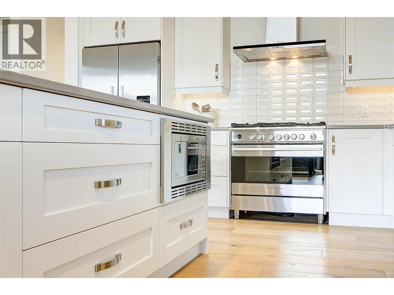 683 HAVENCREST Court