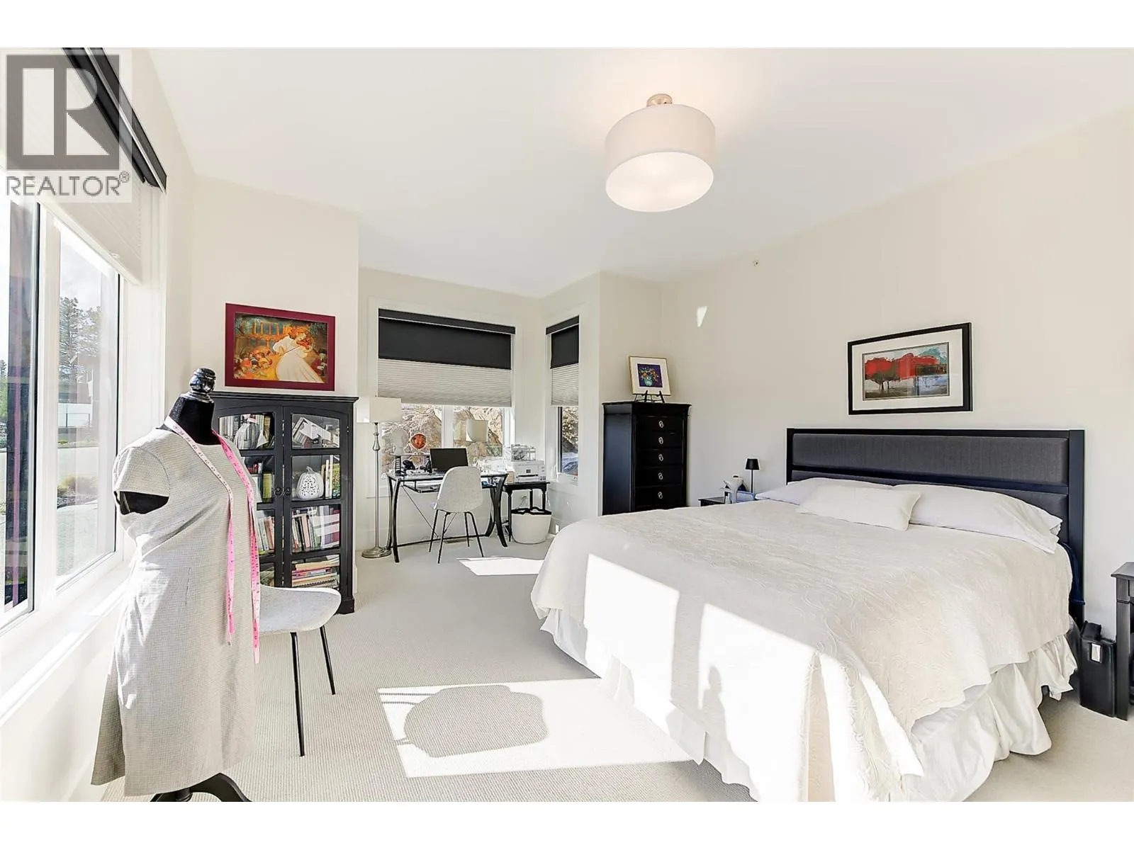 683 HAVENCREST Court