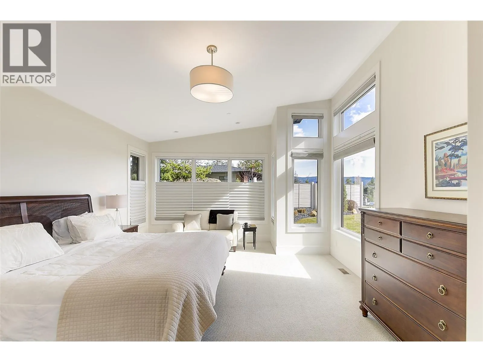 683 HAVENCREST Court