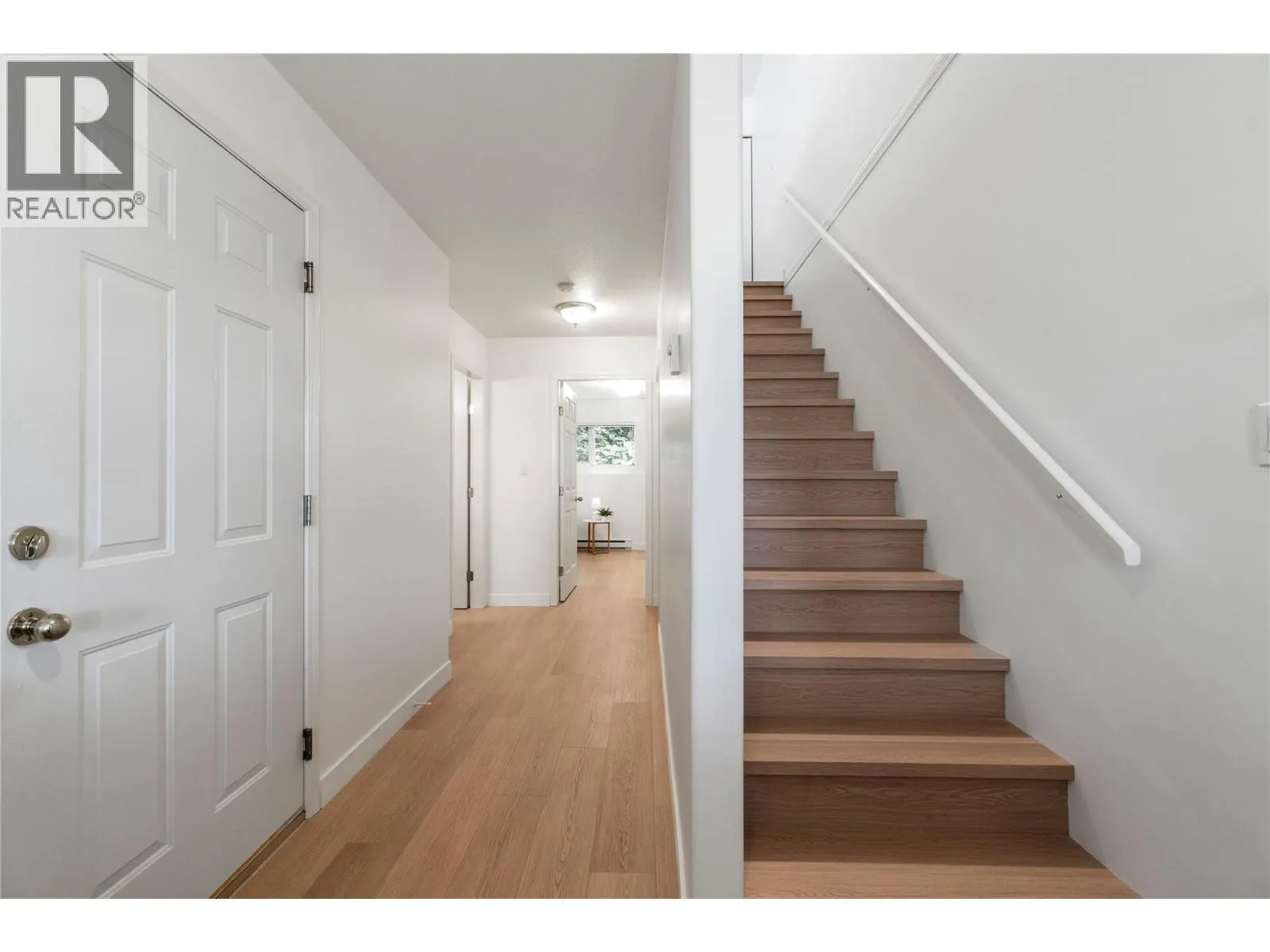 71 25 Street SE Unit# 3