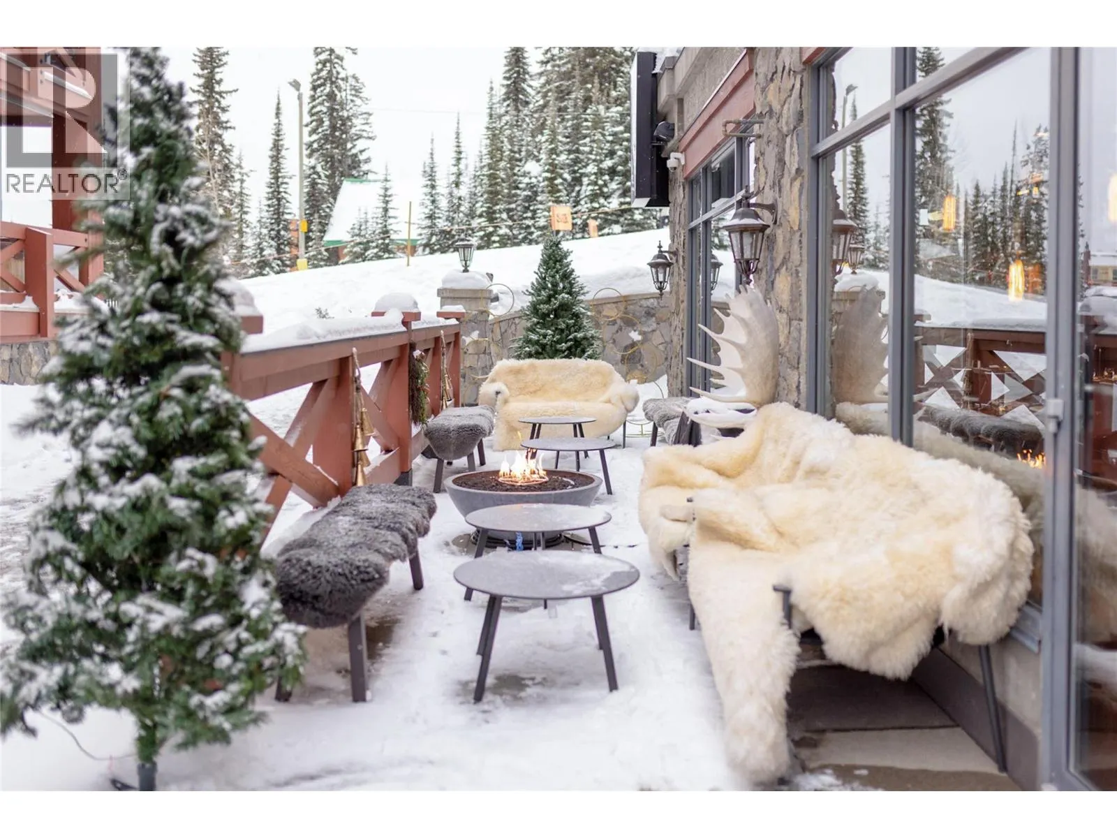 5257 Big White Road Unit# 306