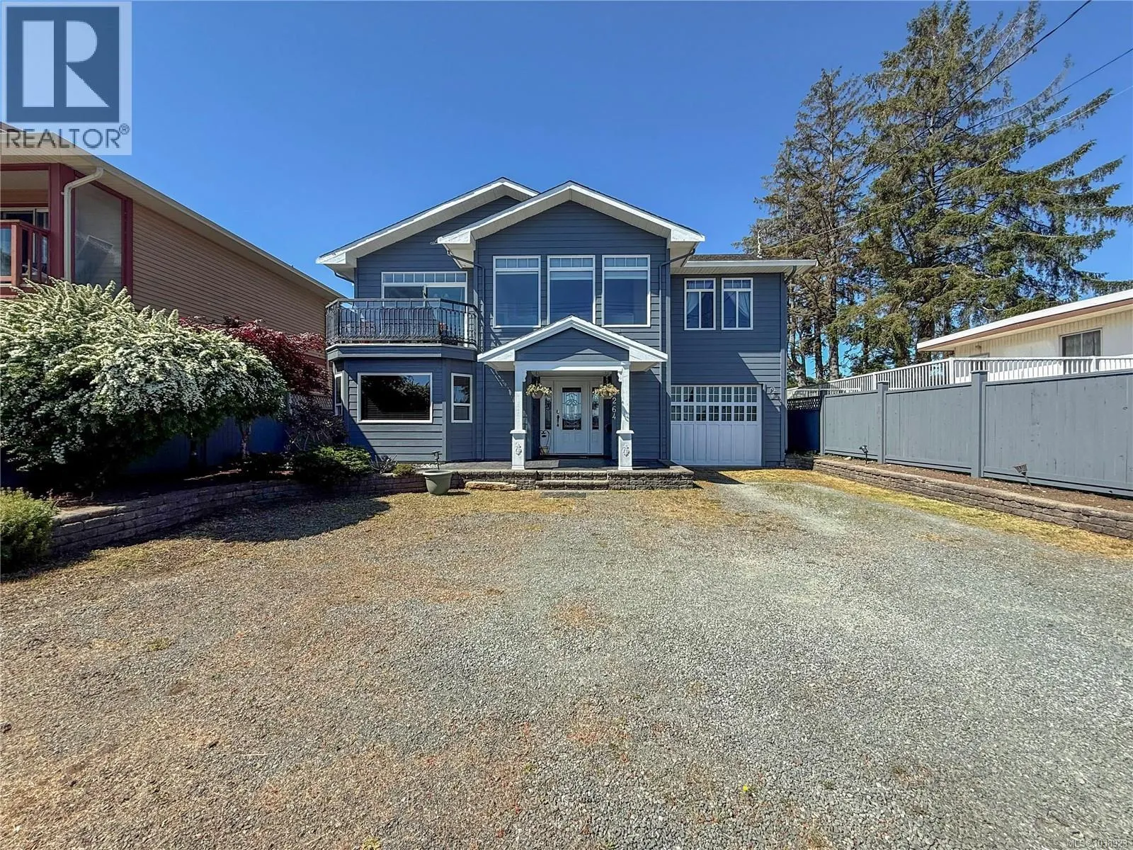 3264 Island Hwy S