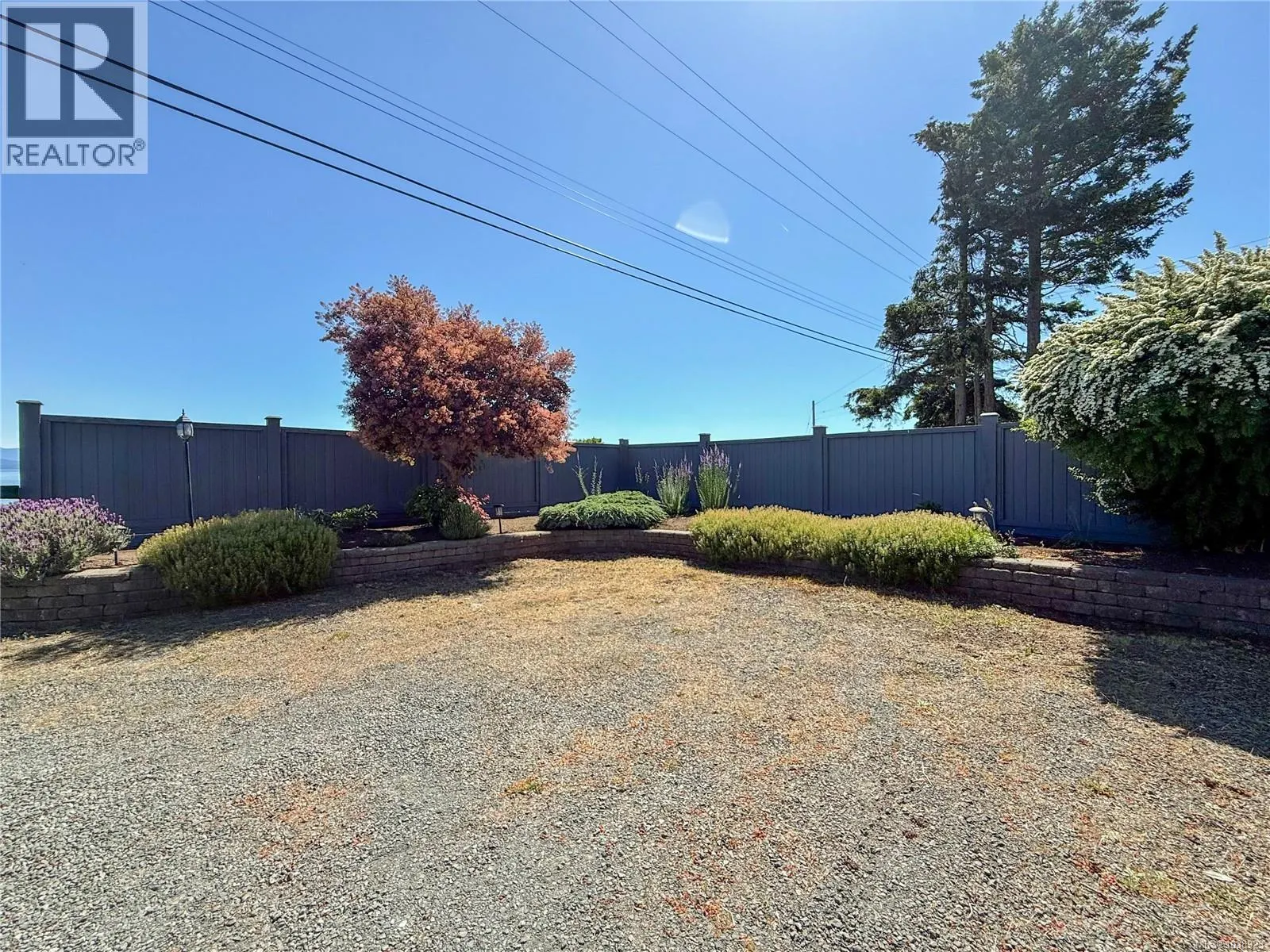 3264 Island Hwy S