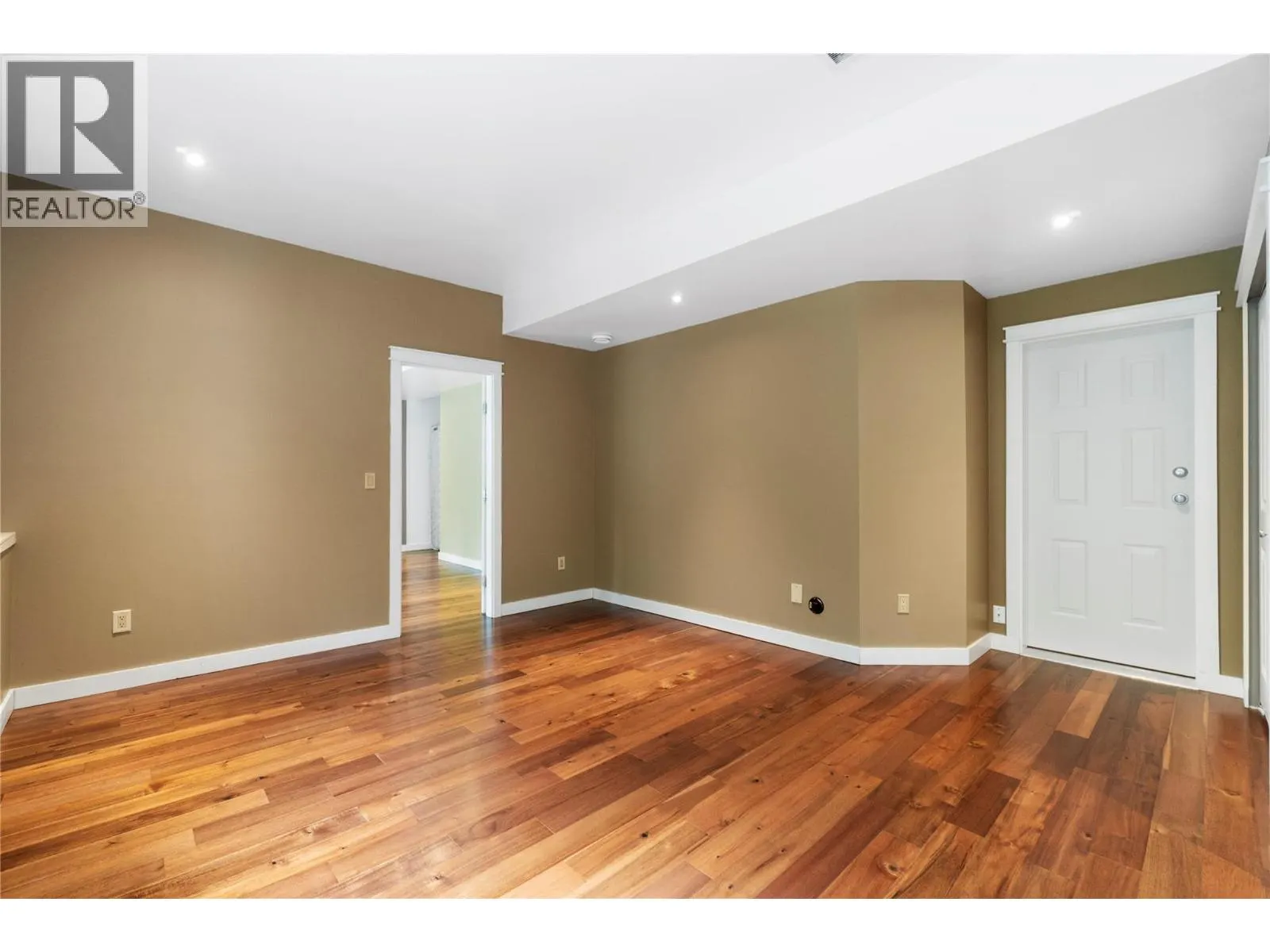 801 20th Street NE Unit# 32