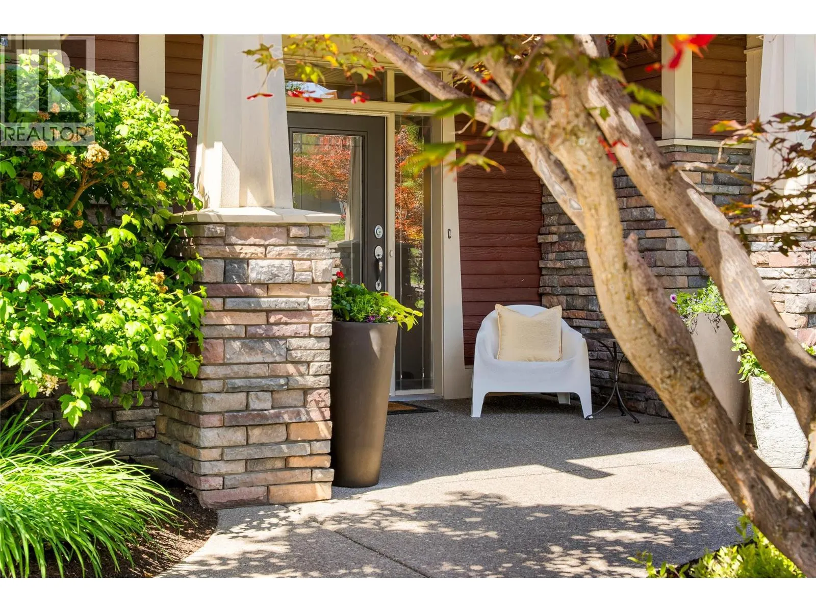108 Mashie Crescent