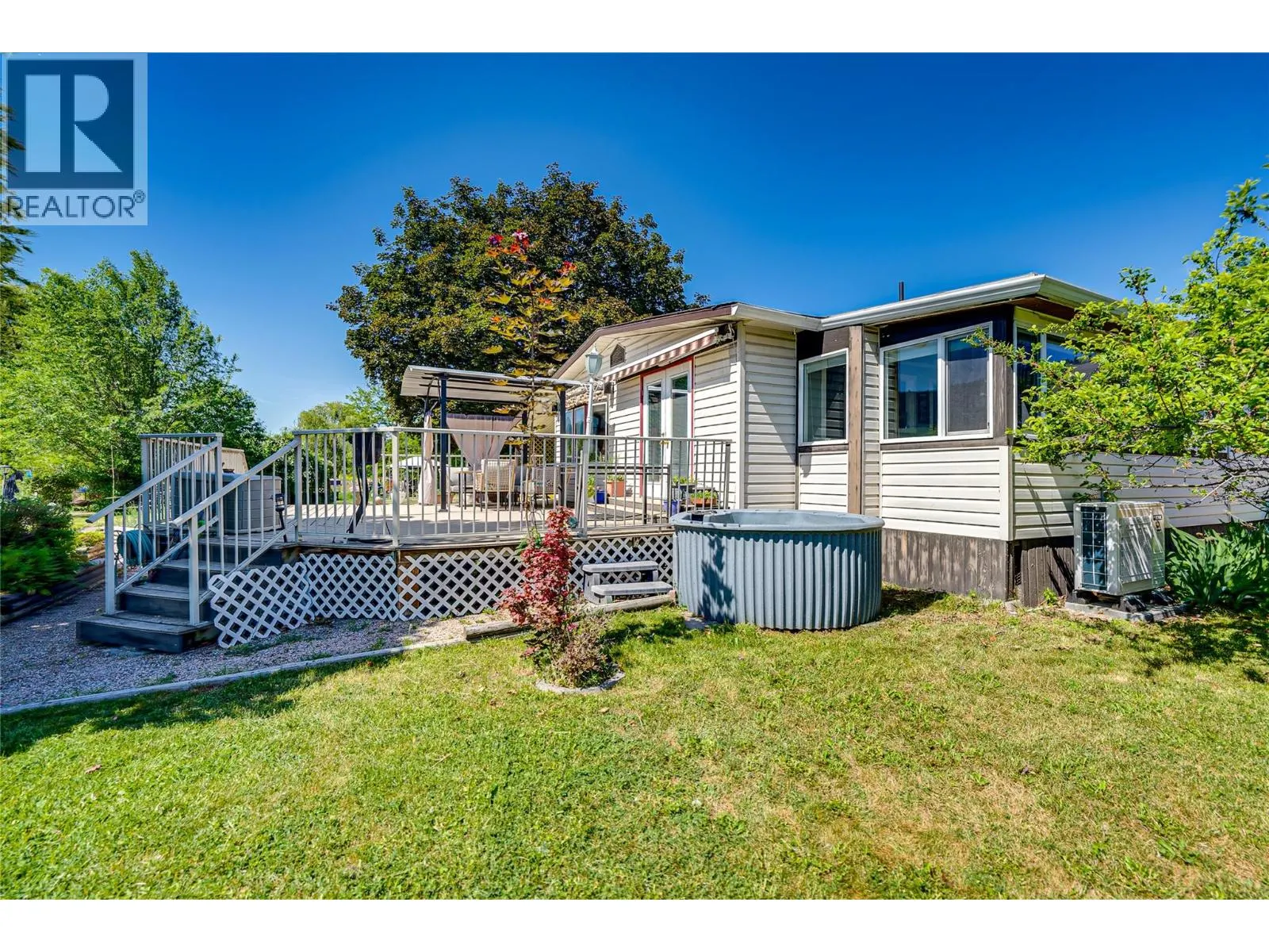 2727 Lakeshore Road Unit# 106
