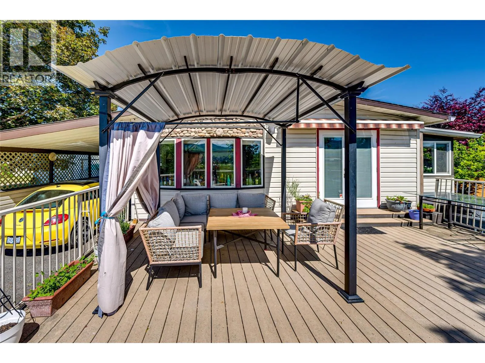 2727 Lakeshore Road Unit# 106