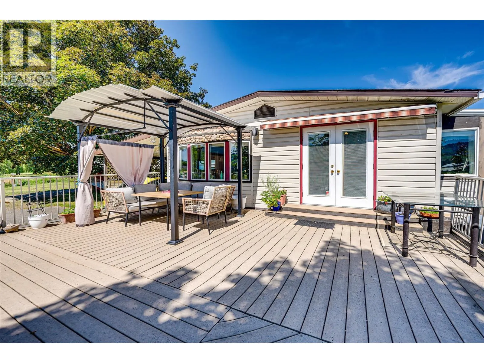 2727 Lakeshore Road Unit# 106