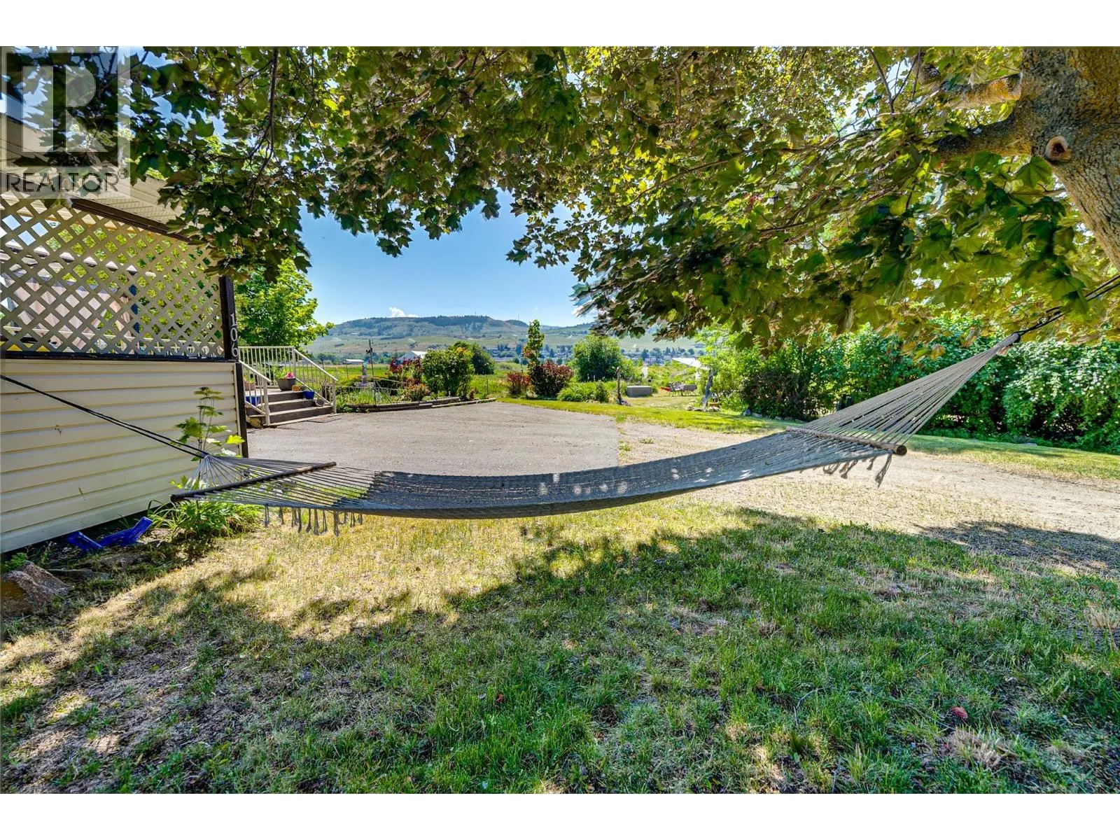 2727 Lakeshore Road Unit# 106