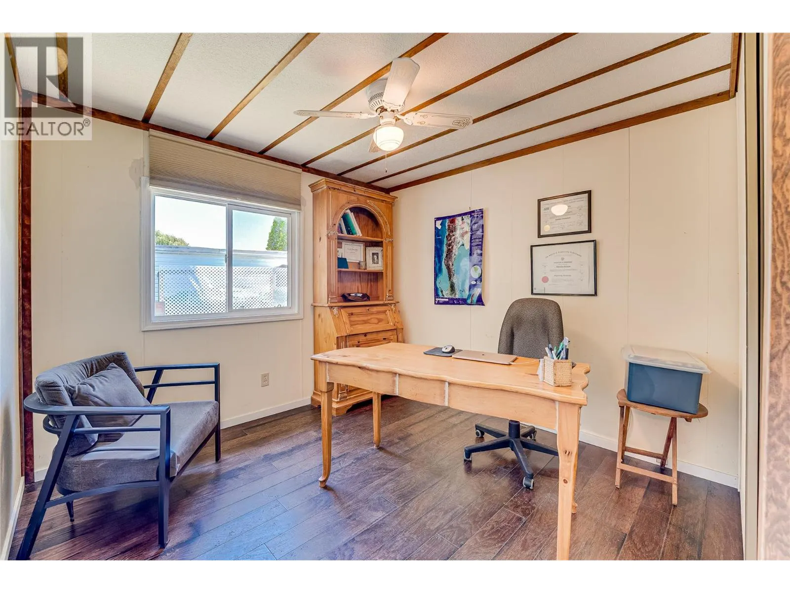 2727 Lakeshore Road Unit# 106
