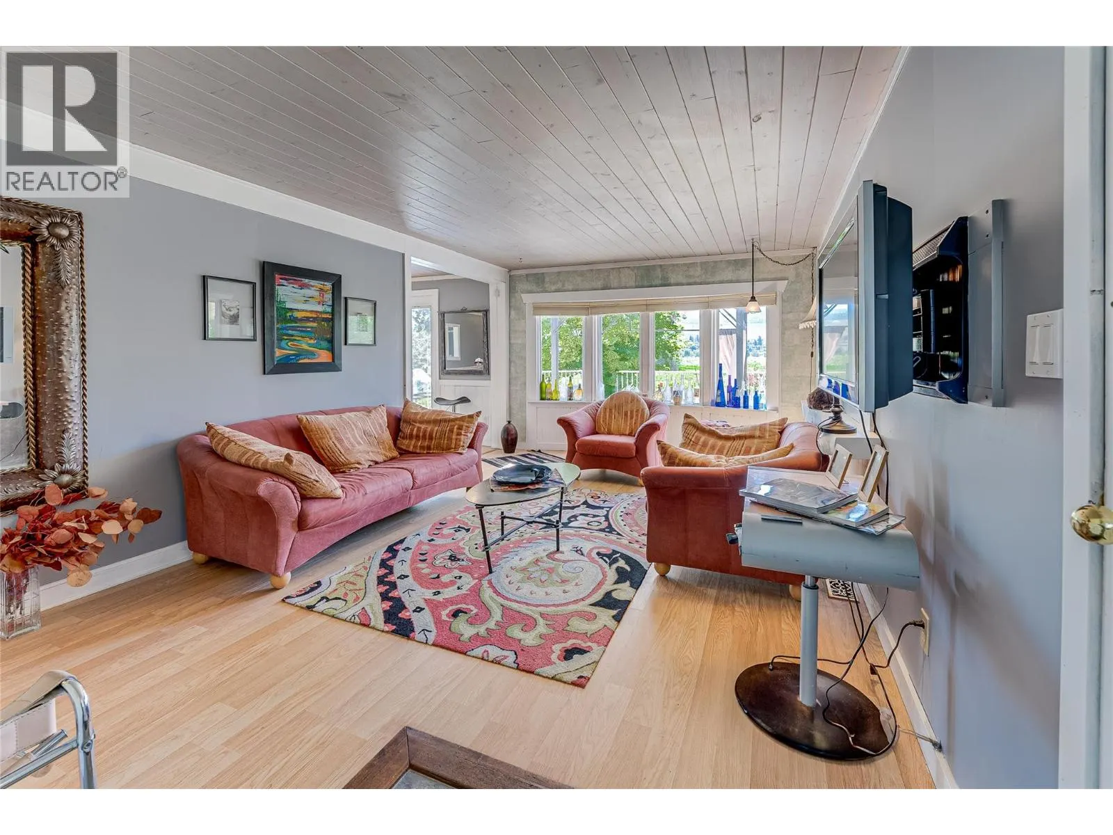 2727 Lakeshore Road Unit# 106