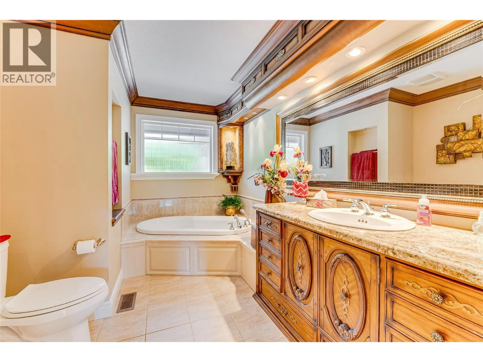 39 Ladyslipper Road